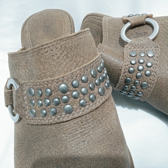Frye boots leather clog with studs wooden heels western style: Box L01: - Picture 5 of 8